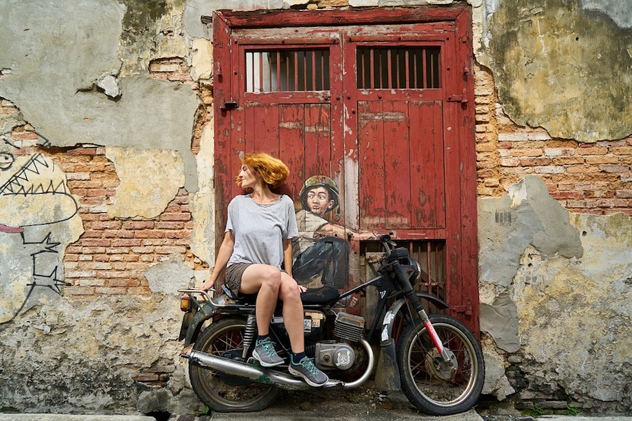 motorcycle-woman-solo-travel-with-jane